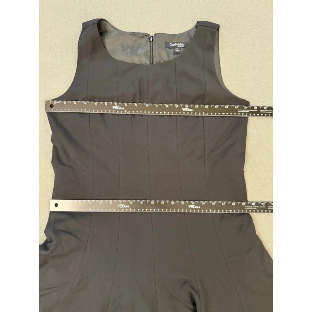 Chadwicks of Boston lined, black, sleeveless fit and flare dress size 14 - Picture 4 of 9